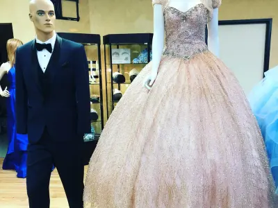 Alexis Occasions, Google photo 1