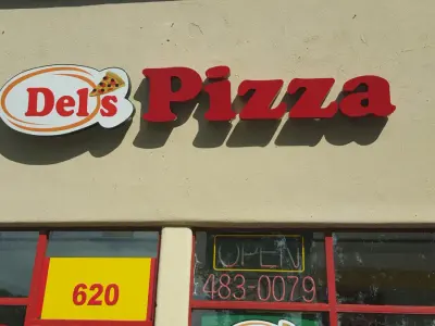 Del's Pizza, Google photo 2
