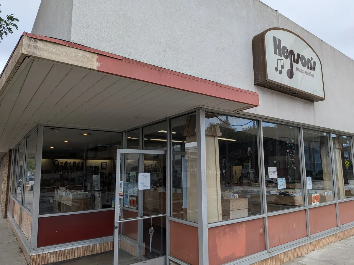 Henson's Music Center Oxnard business photo