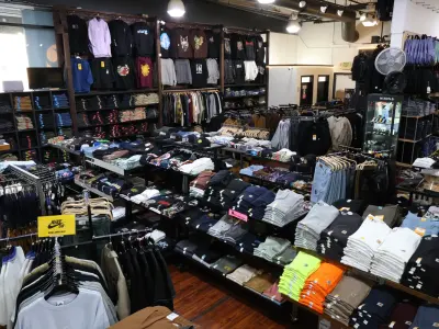 Icon Boardshop, Google photo 2
