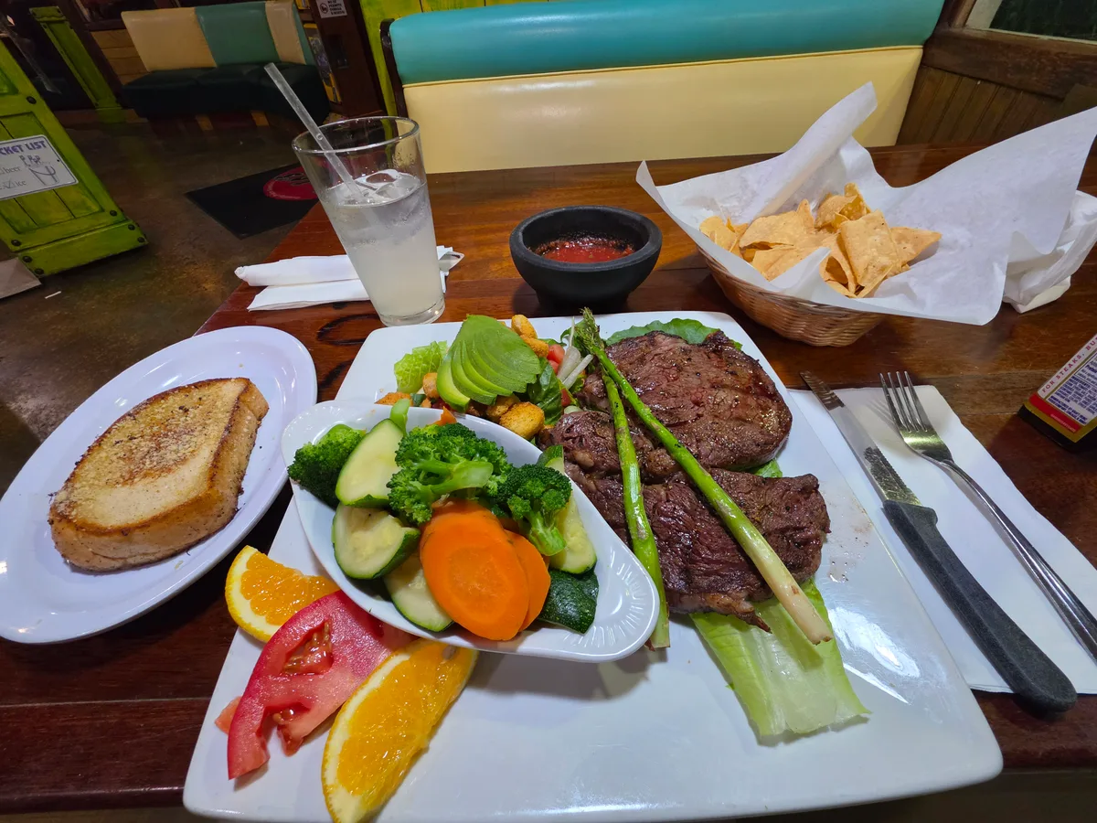 Lalo's Family Restaurant business photo