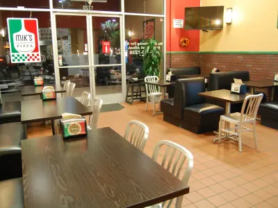 Mik's Pizza, Google photo 2