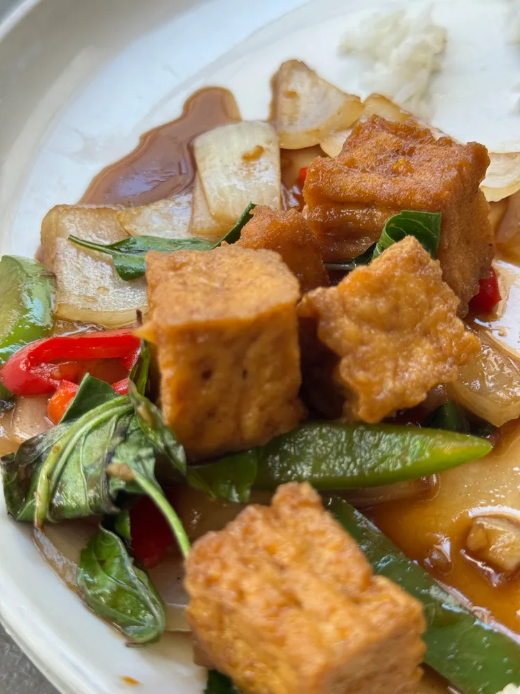 Suvarnaphumi Thai Cuisine business photo